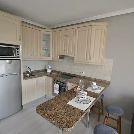 Apartment Paradise Court Americas Wifi Piscina 27 *
