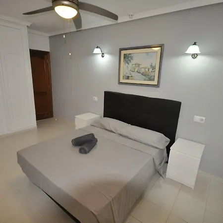 Paradise Court Americas Wifi Piscina 27 Apartment *