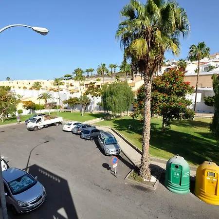 Paradise Court Americas Wifi Piscina 27 アデヘ